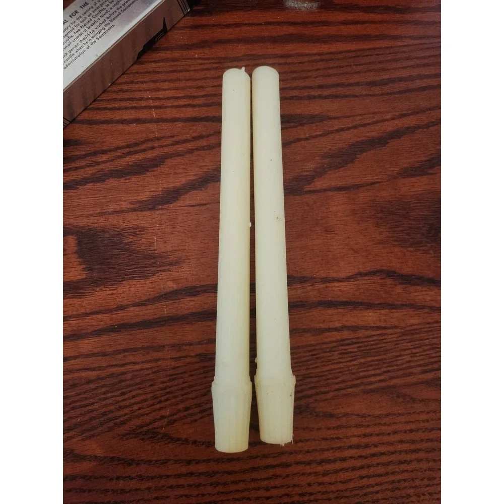 Vintage‎ Cathedral Candle Co Blessed Candles White 10.25 Religious Catholic M6